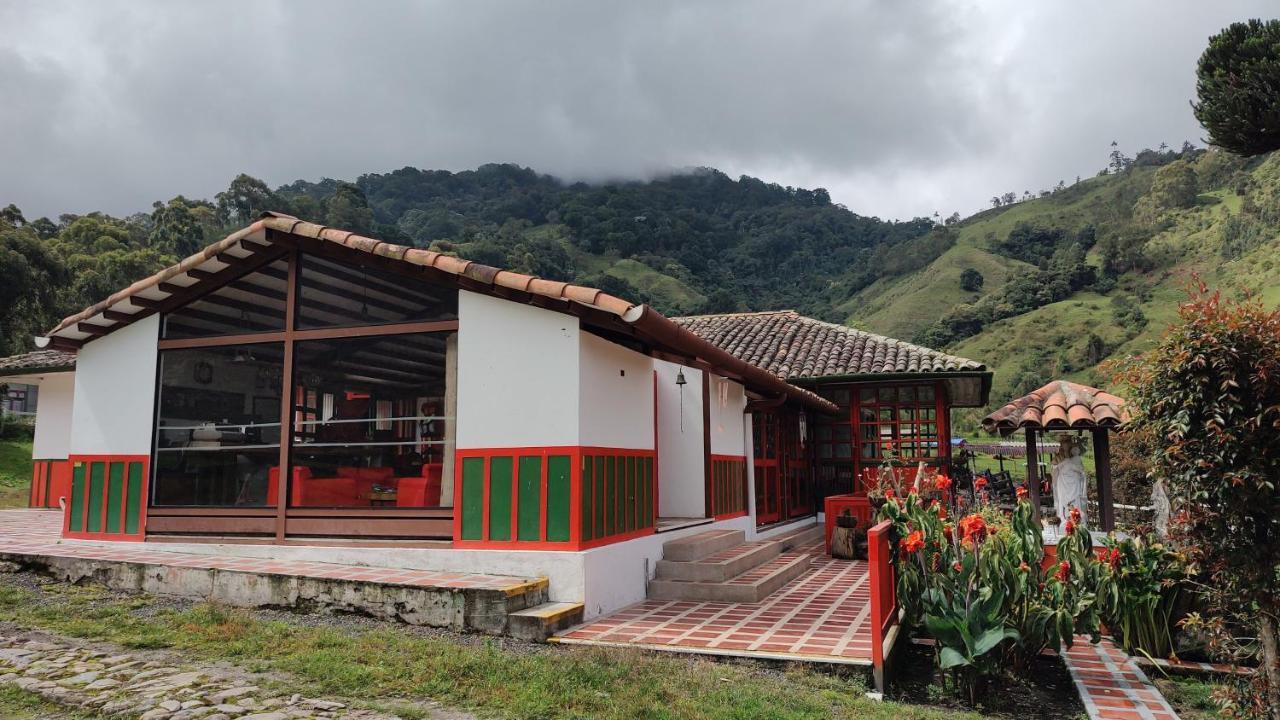 Ecohotel Pinohermoso Reserva Natural Salento Exterior photo
